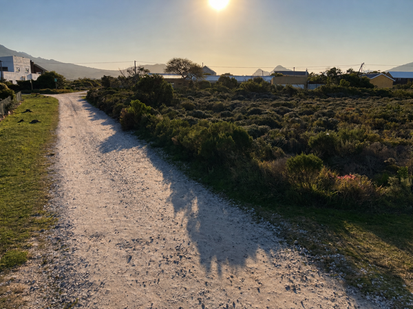 1 137 m² Land
