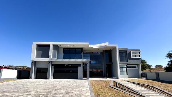 5 Bedroom House