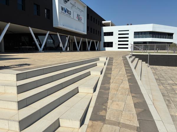 150 m² Office Space