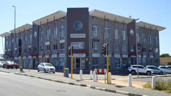 225 m² Office Space