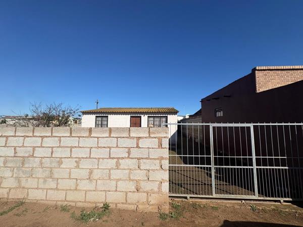 2 Bedroom House