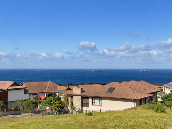 1 056 m² Land