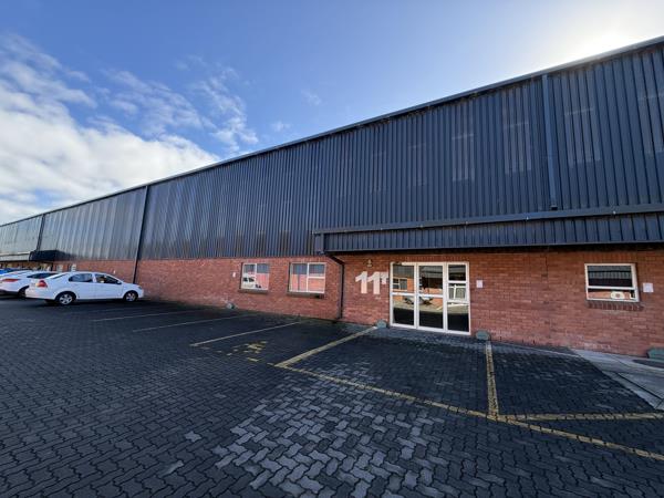 700 m² Industrial space