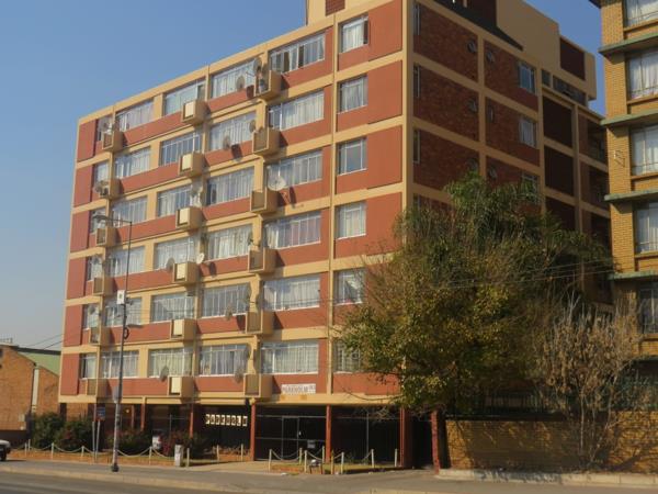 2.5 Bedroom Apartment