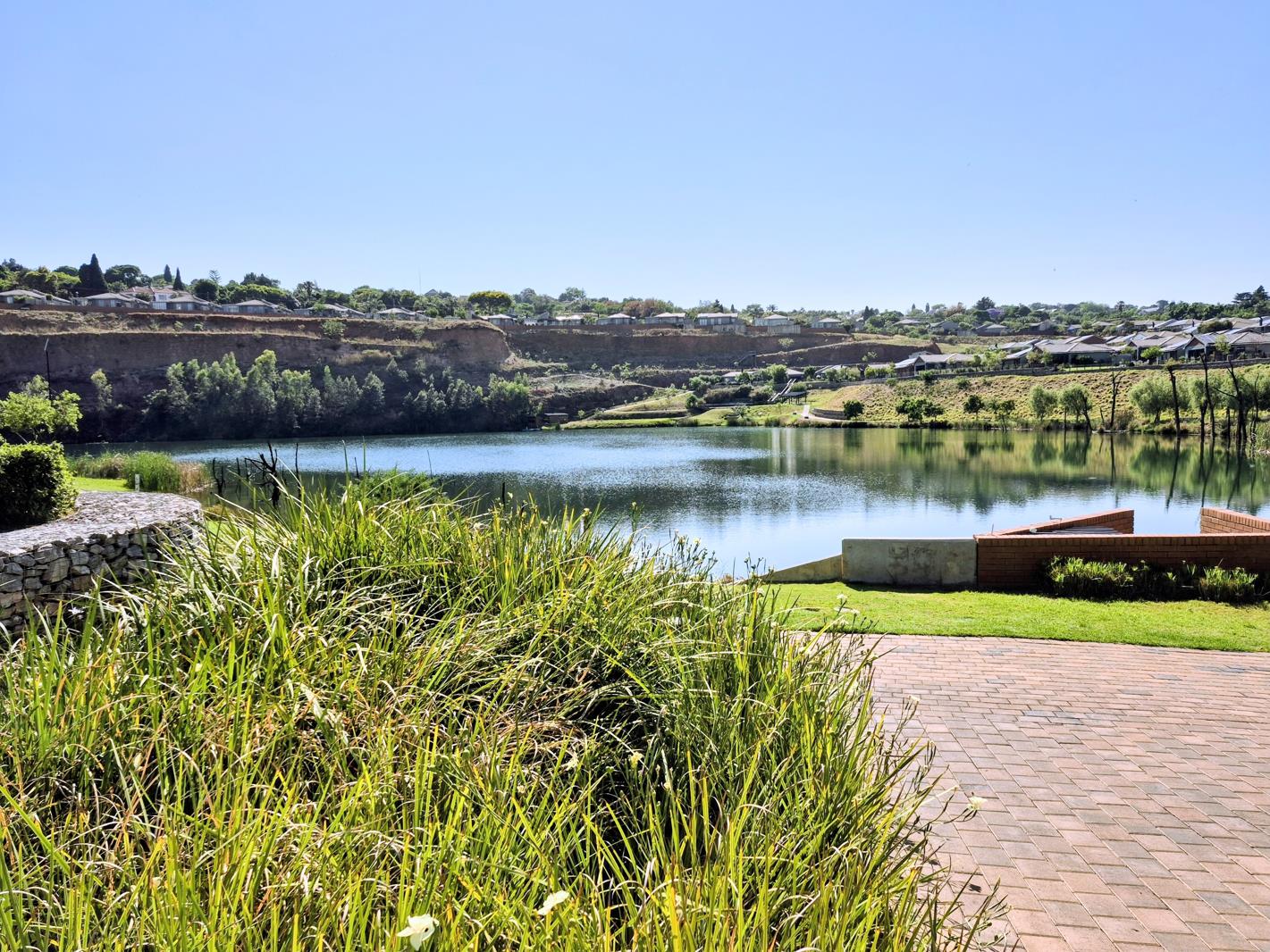 1 Bedroom Apartment in Waterkloof