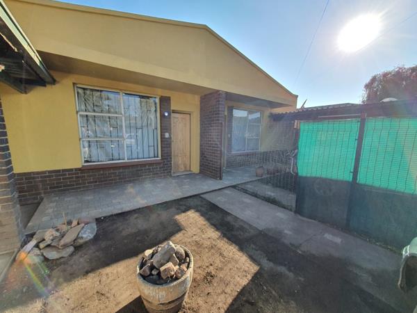 6 Bedroom House