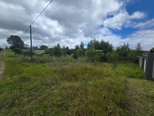 1 115 m² Land