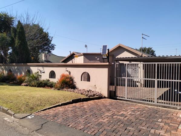 5 Bedroom House