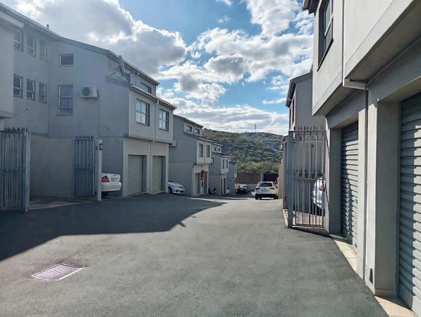 4.5 Bedroom Townhouse
