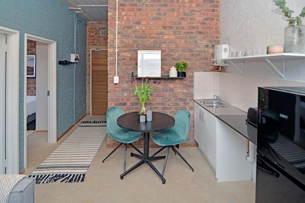 1 Bedroom Apartment
