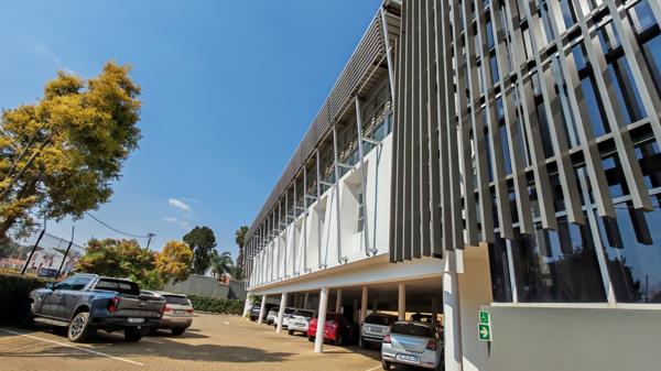 243 m² Office Space