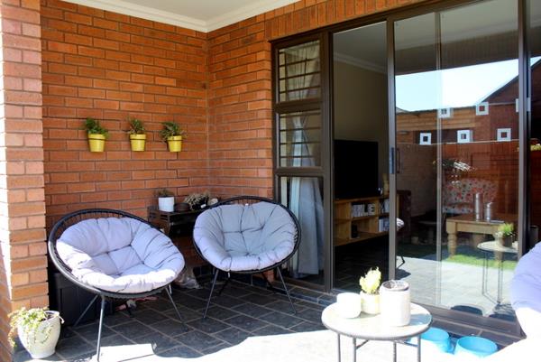 2 Bedroom Townhouse