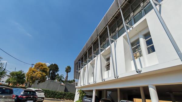 100 m² Office Space