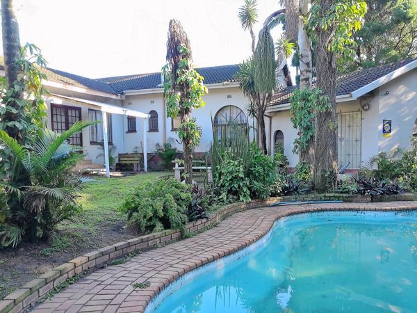 6 Bedroom House