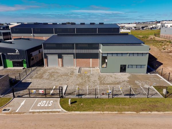1 085 m² Industrial space