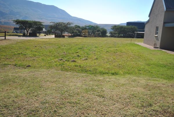 422 m² Land