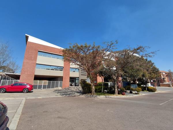 183 m² Commercial space
