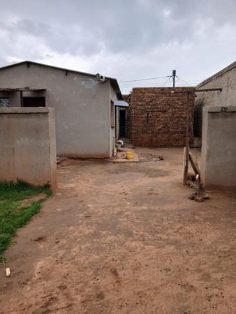 2 Bedroom House