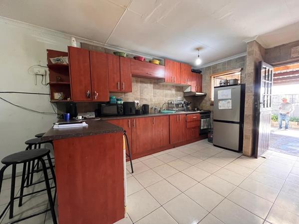 2 Bedroom House