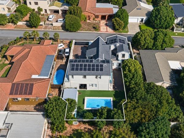 8 Bedroom House