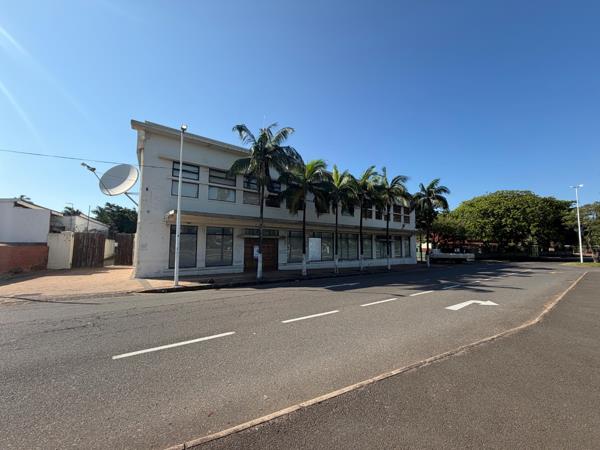 1 156 m² Commercial space