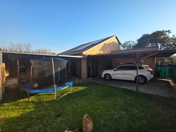 2 Bedroom Duplex