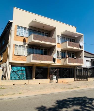 12 Bedroom House