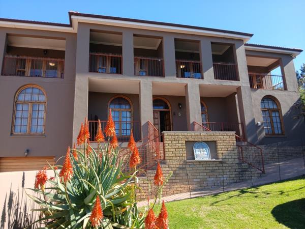 5 Bedroom House