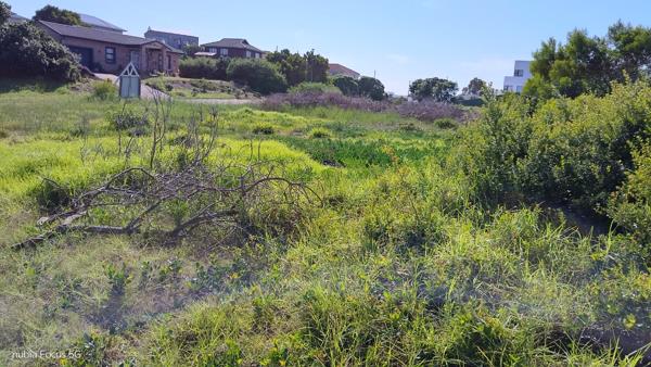 610 m² Land
