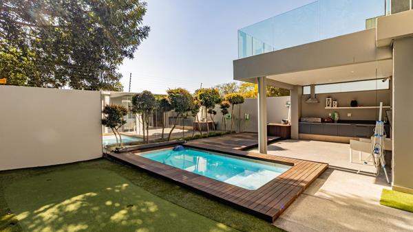 4 Bedroom Apartment