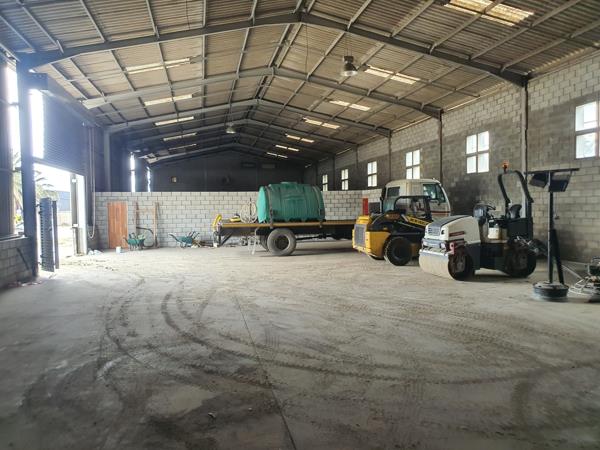 1 080 m² Industrial space