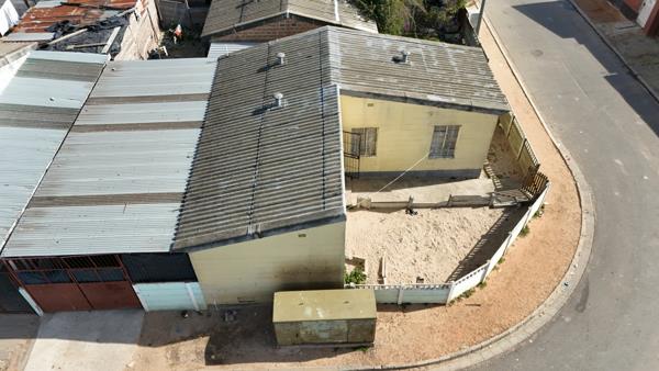 2 Bedroom House