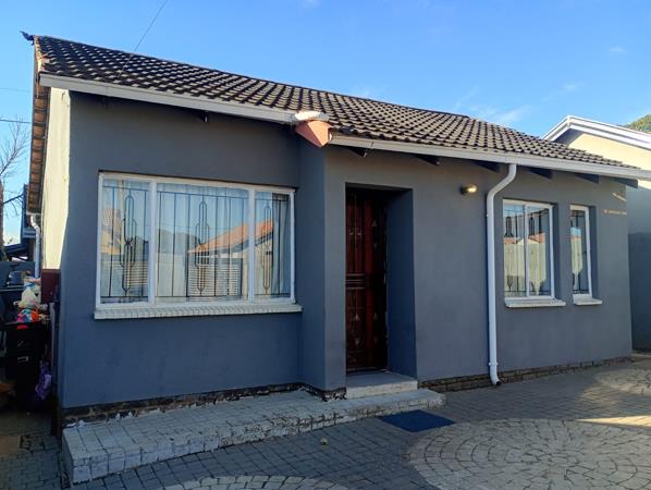 2 Bedroom House