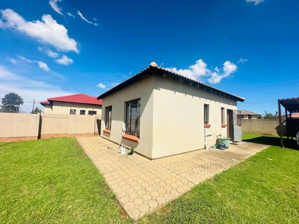 2 Bedroom House