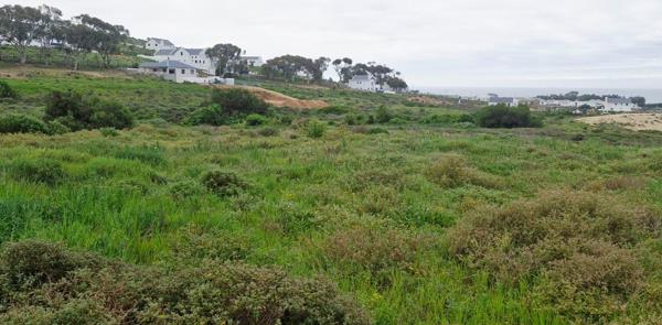 487 m² Land
