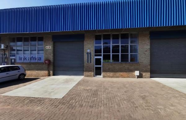 215.7 m² Industrial space