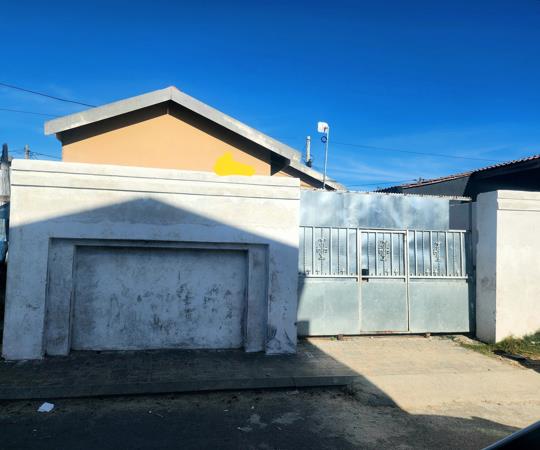 2 Bedroom House