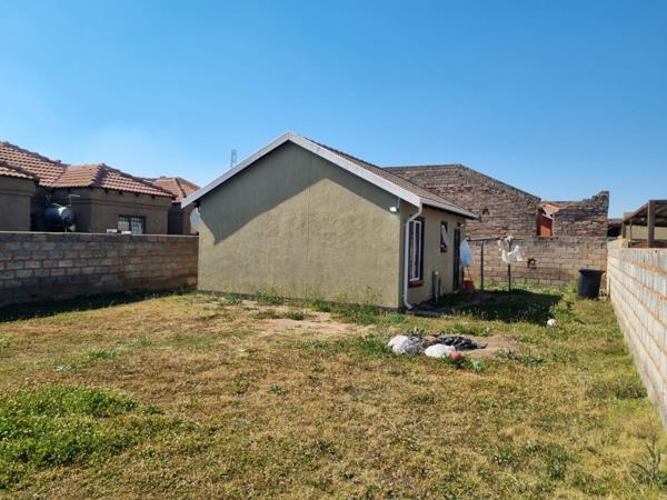 2 Bedroom House