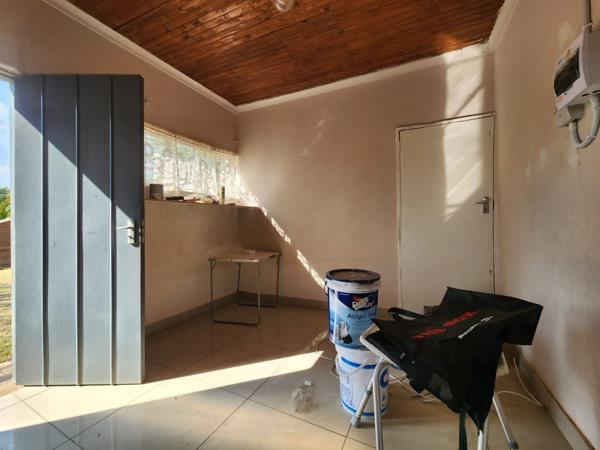 1 Bedroom House
