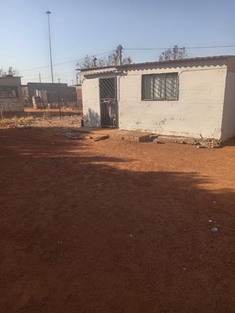 1 Bedroom House