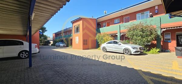 1 550 m² Commercial space