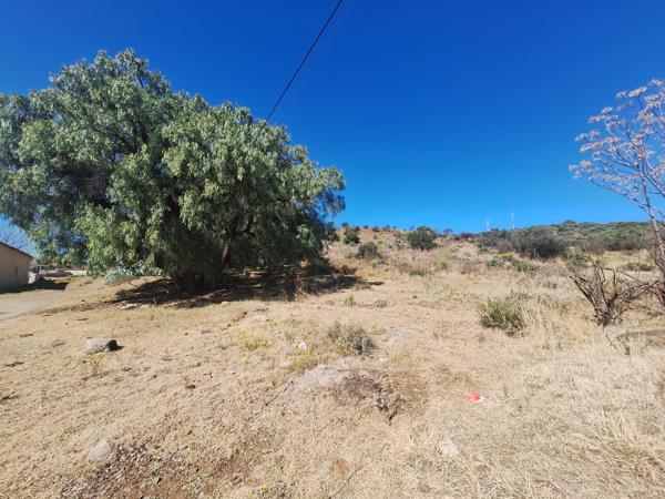 740 m² Land