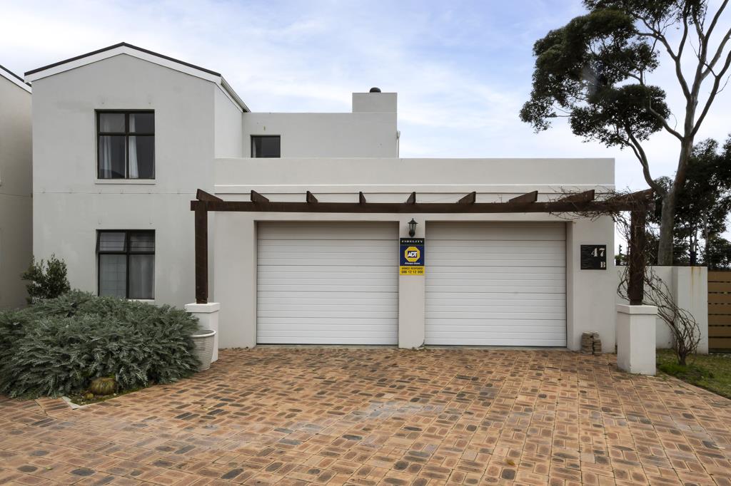 6 Bedroom House