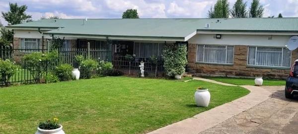2 Bedroom House