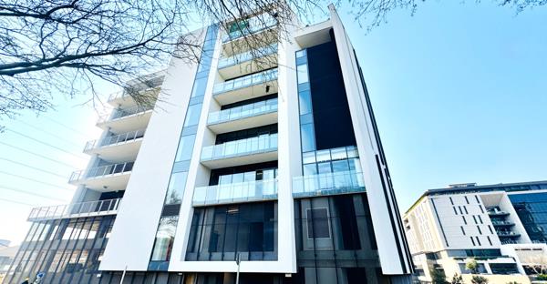 800 m² Office Space