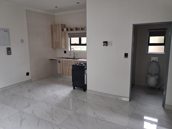 Studio Apartment