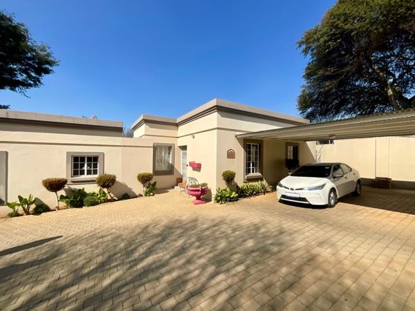 6 Bedroom House