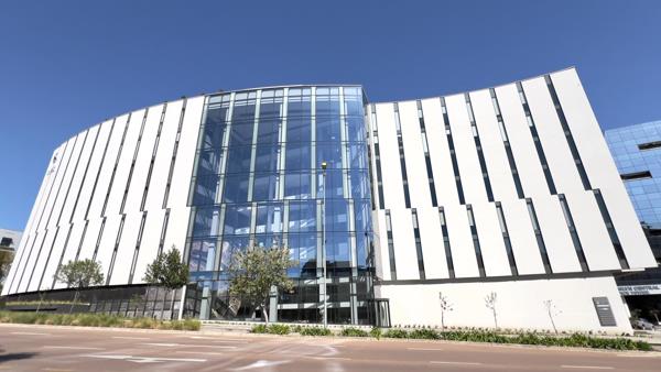 500 m² Office Space