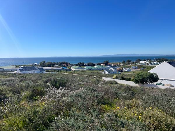 841 m² Land