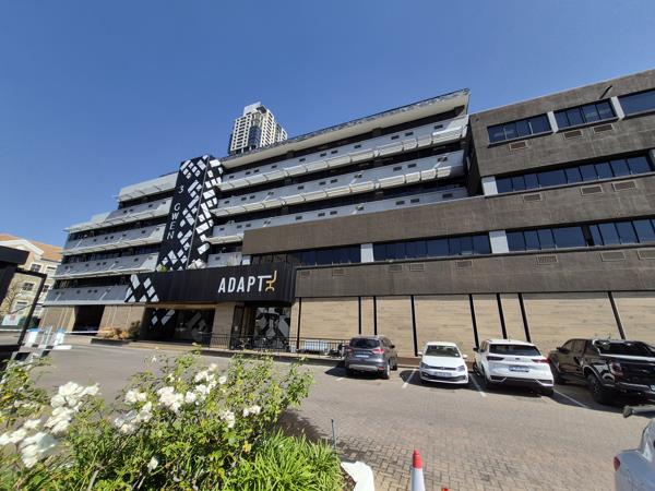 692 m² Commercial space